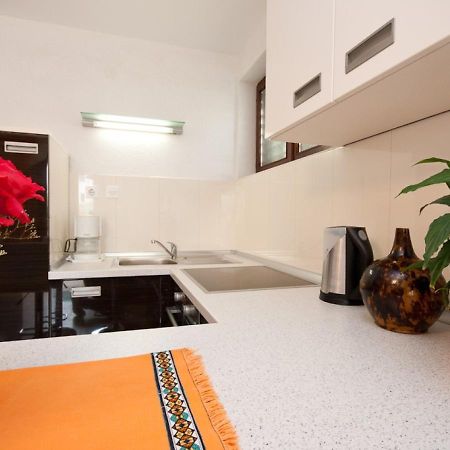 Apartments Bozo バスカ エクステリア 写真