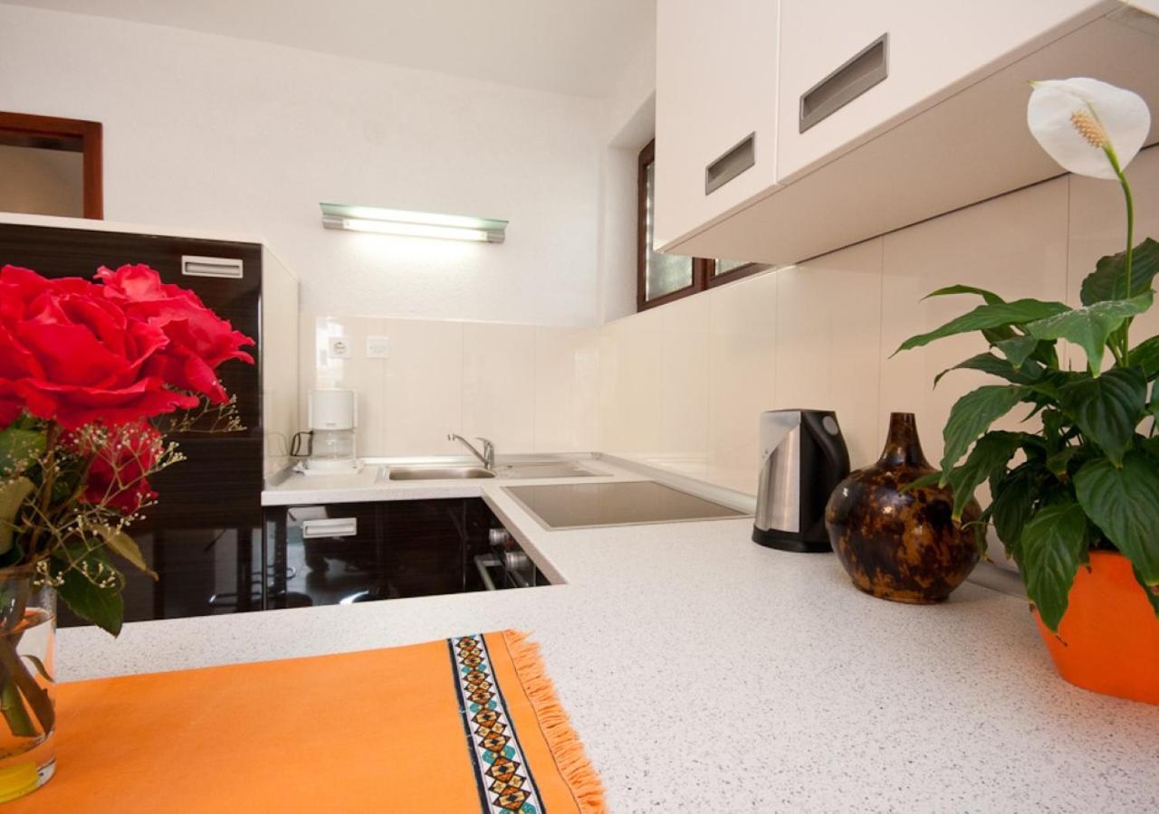 Apartments Bozo バスカ エクステリア 写真