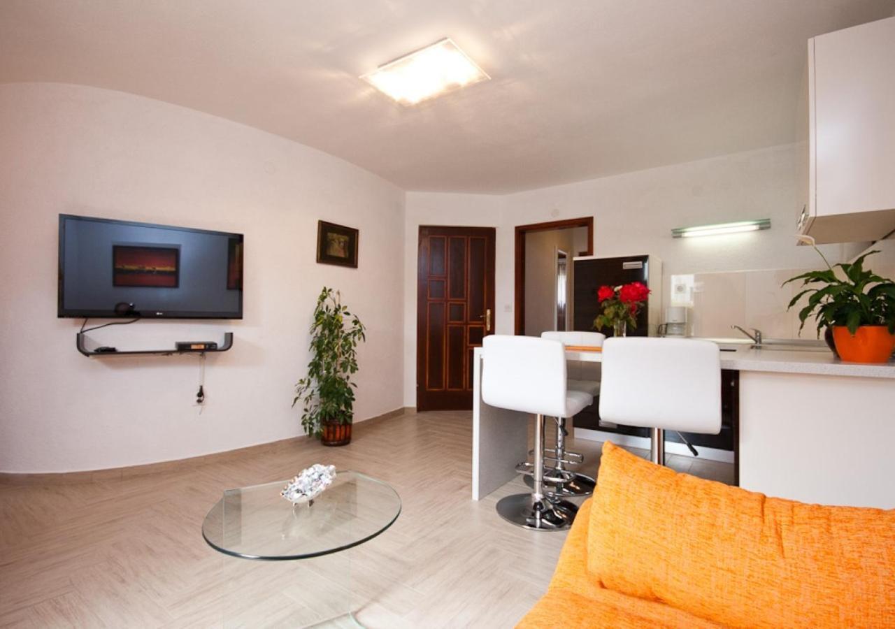 Apartments Bozo バスカ エクステリア 写真